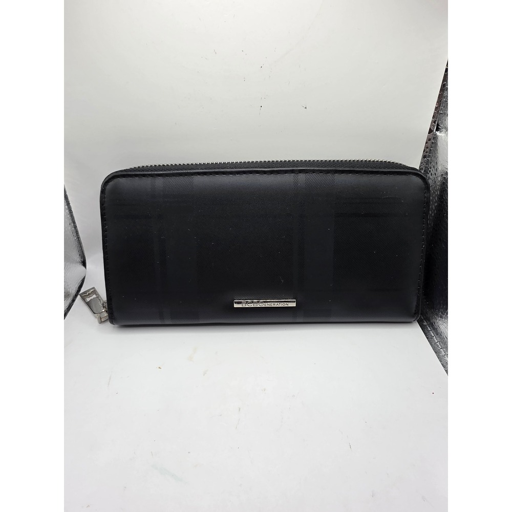 BCBGeneration Black Tonal Plaid Zip Around Wallet Silver Logo Bar Accordion
